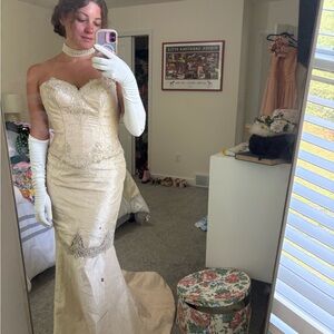 Elegant Cream Demetrios Strapless Corset Basque Waist Wedding Gown